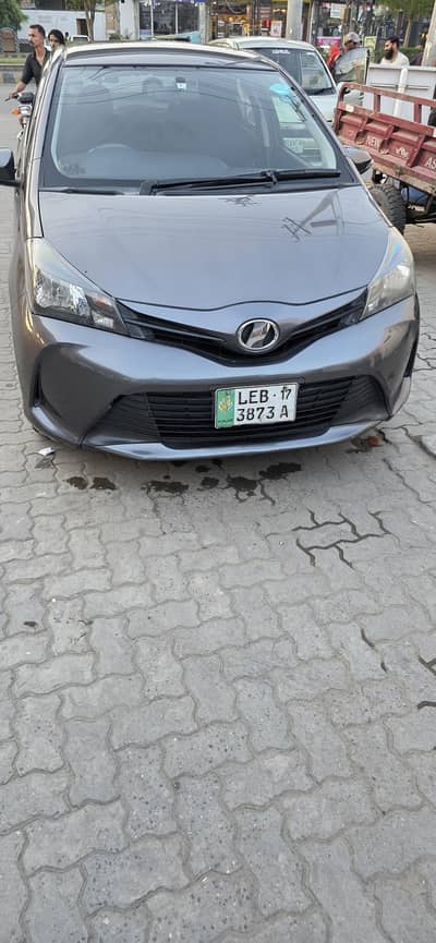 Toyota Vitz 2014