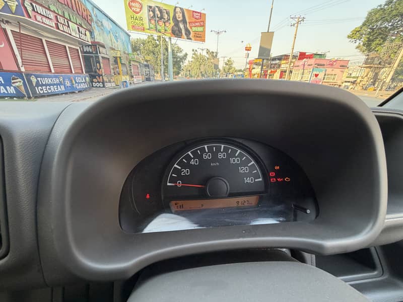 Suzuki Every 8