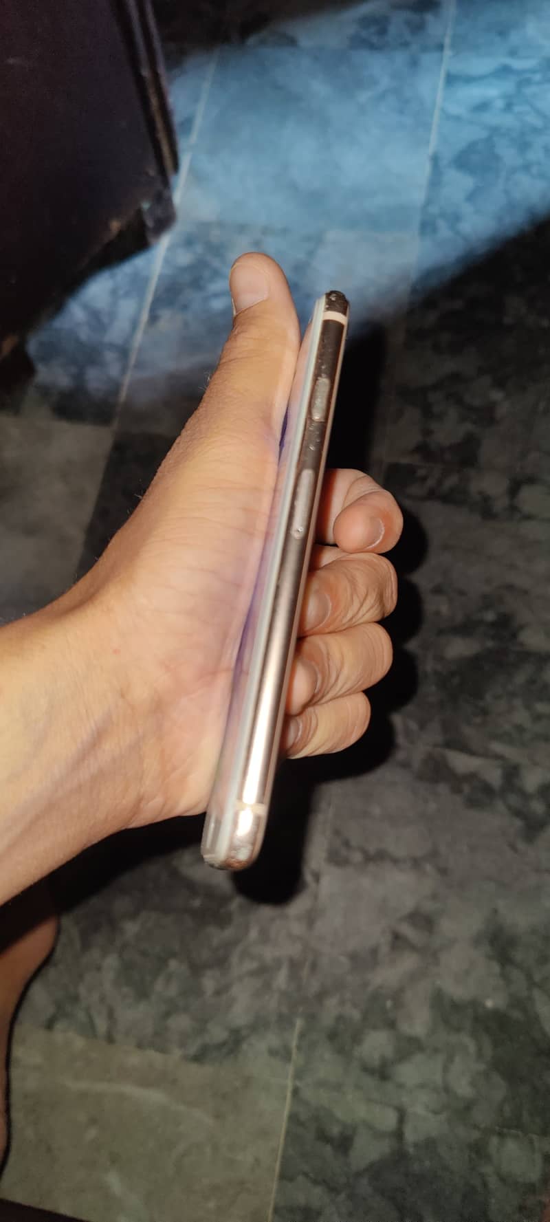 Apple iPhone 8 0