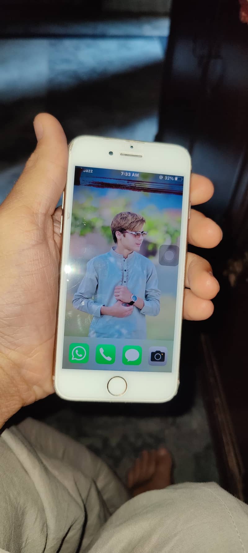 Apple iPhone 8 3