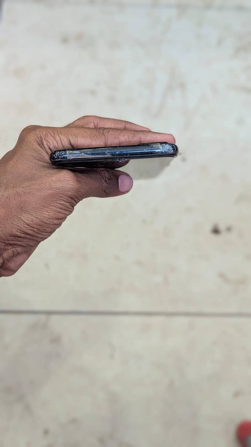 Apple iPhone 7 Plus 1