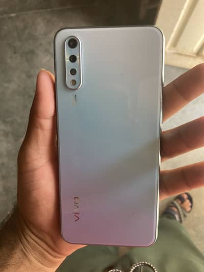 Vivo S1