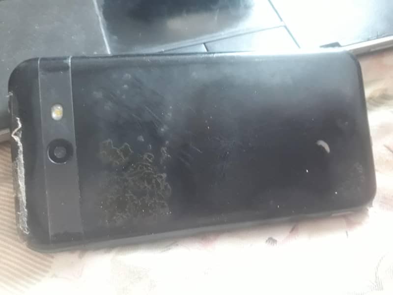 Samsung Galaxy j3 eclipse 1