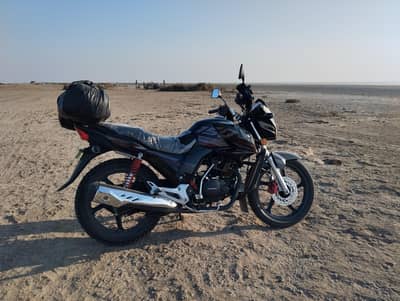 Honda CB 150F Black Color