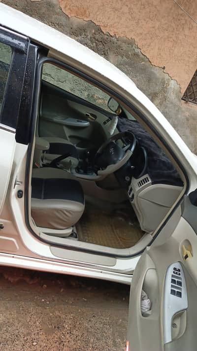 Toyota Corolla XLI 2013