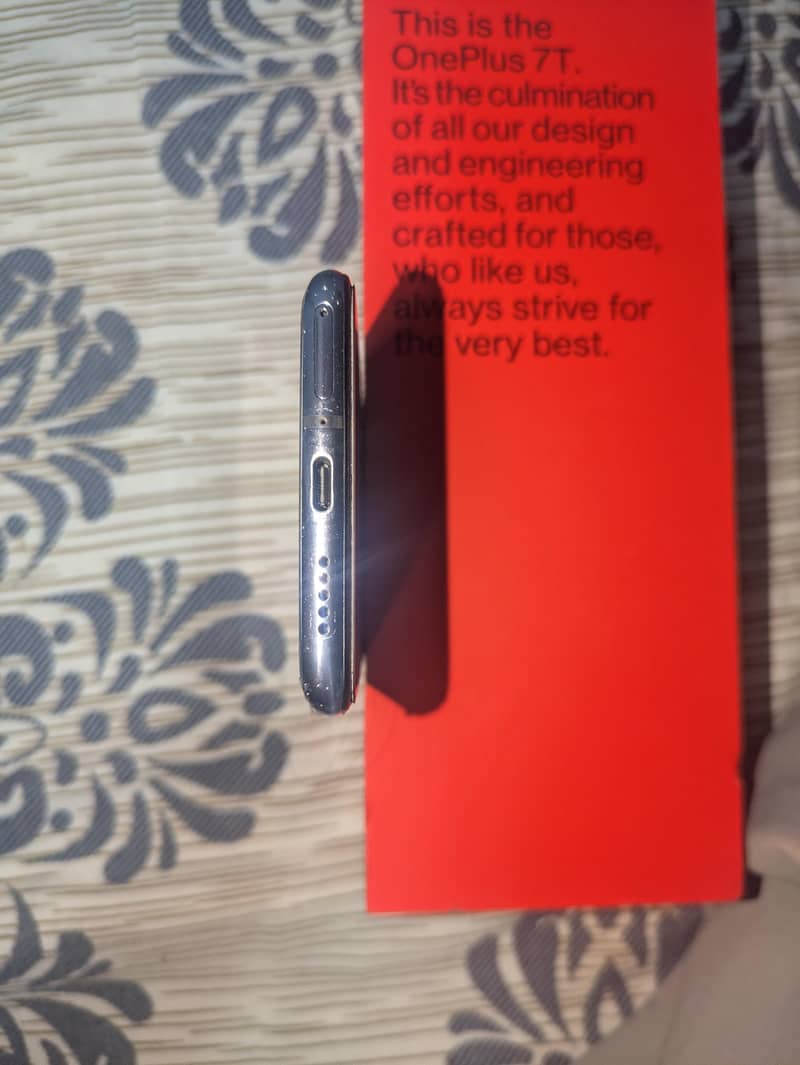 One Plus 7T 5
