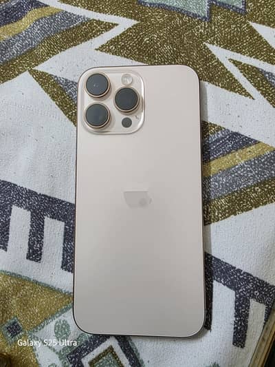 Apple iPhone 16 Pro Max and Samsung s25 ultra