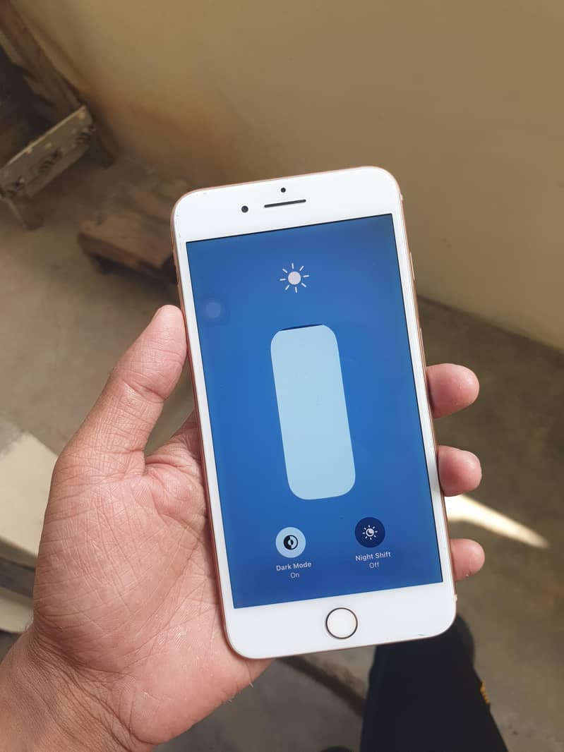 iPhone 8 Plus 5