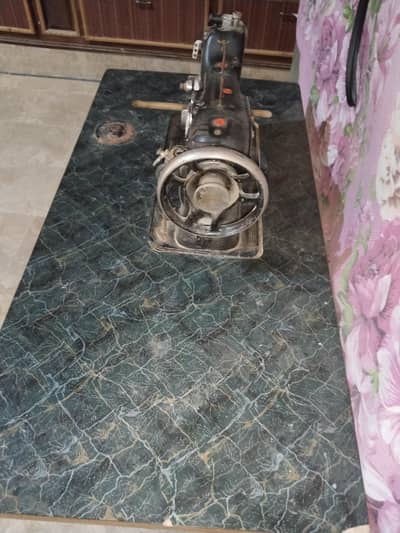 Reta Karhai Peco sewing Machine
