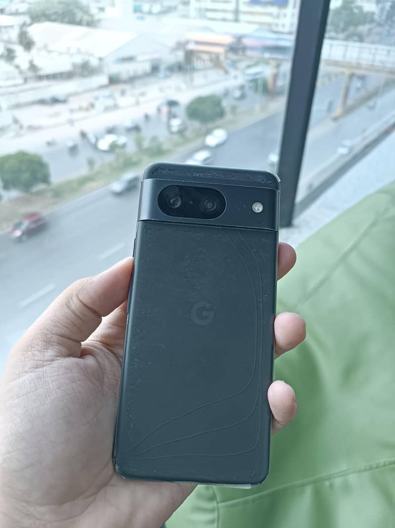 Google Pixel 8 1