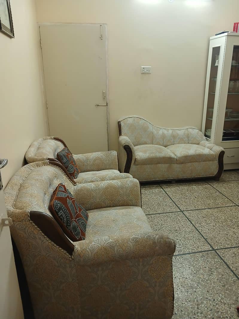 sofa set 0