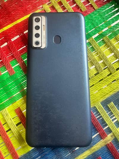 Tecno Camon 17