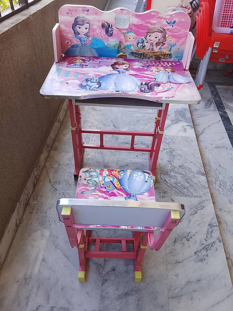 Study table with chair 0