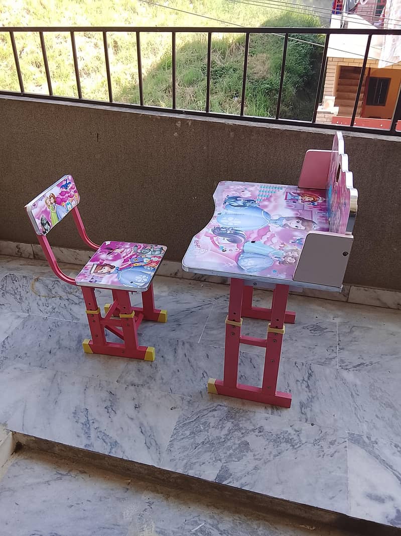 Study table with chair 1