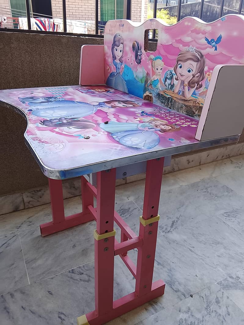 Study table with chair 4