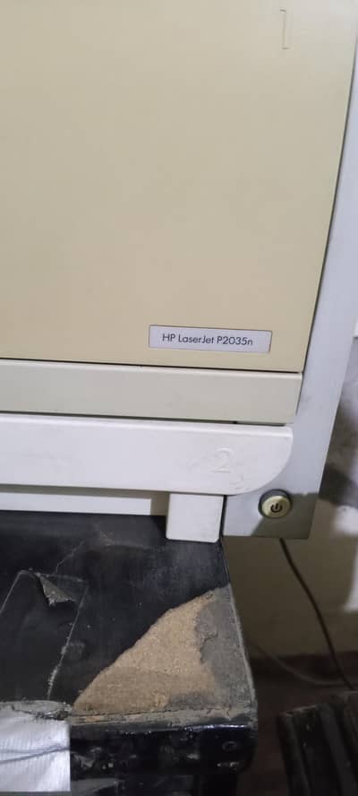 printer available in new condition,just buy and used