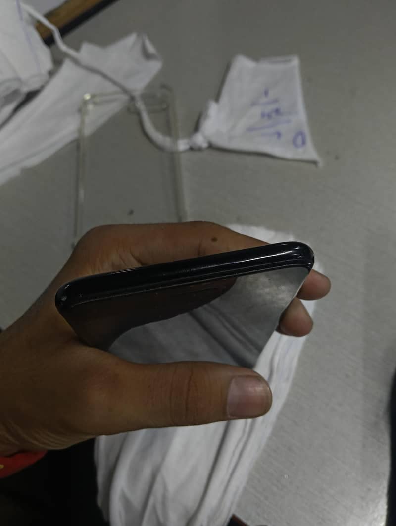 Apple iPhone 7 Plus 3