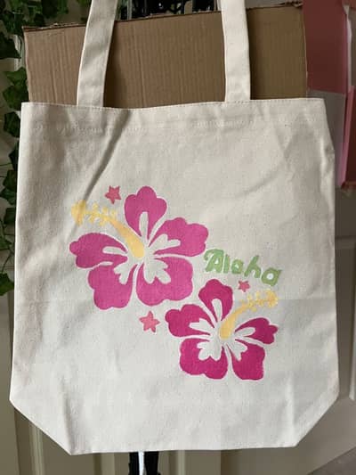 Stylish Canvas Tote Bag – Strong, Lightweight & Trendy