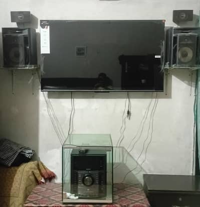 SoNy.