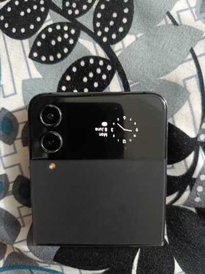 Samsung Mobile Z Flip 4
