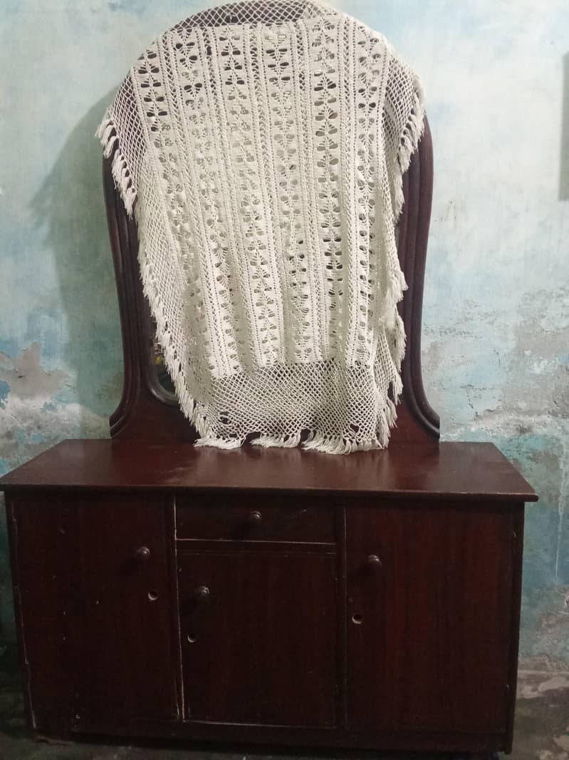 Dressing Mirror 1