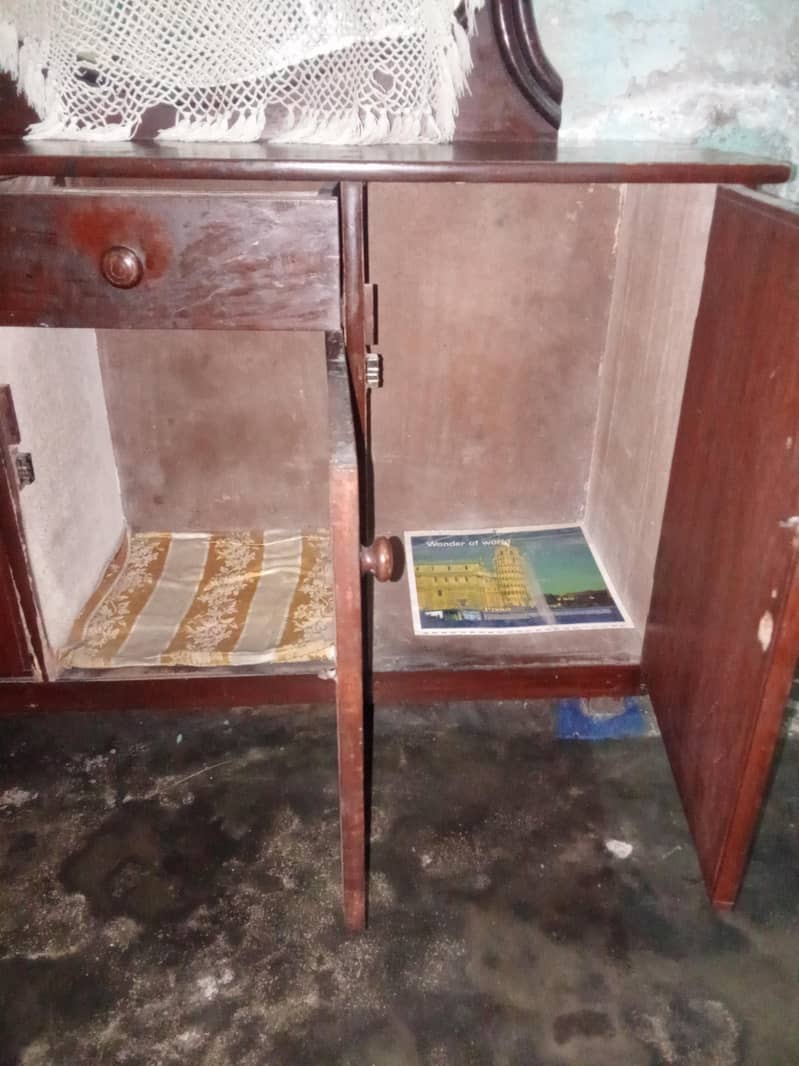 Dressing Mirror 2