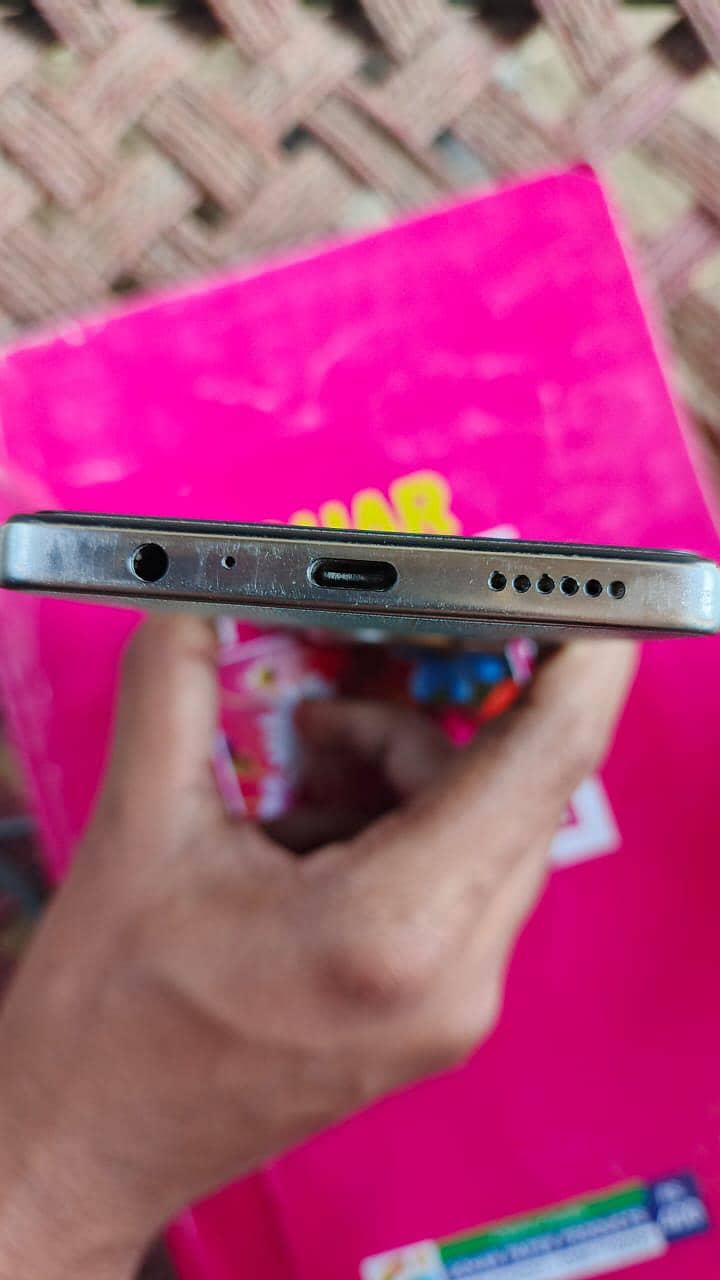 Tecno CAMON 30 1