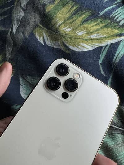 Apple iPhone 12 Pro