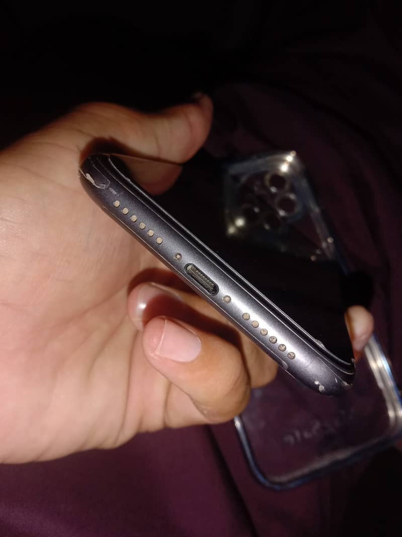 Apple iPhone 11 1