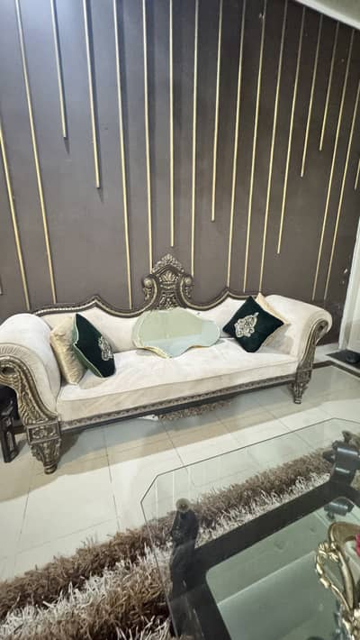 Spanish sofa set