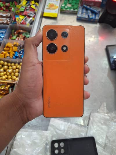 Infinix Note 30