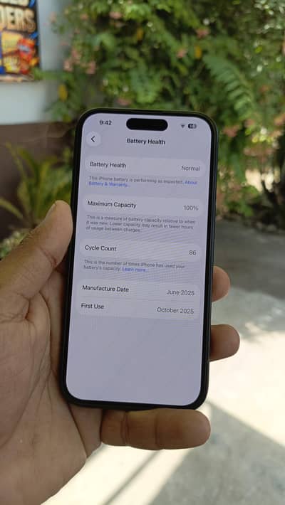 Apple iPhone 16