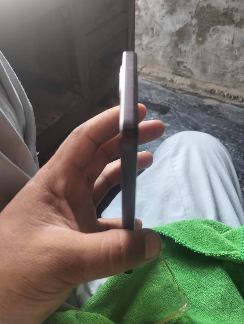 OPPO A3 3