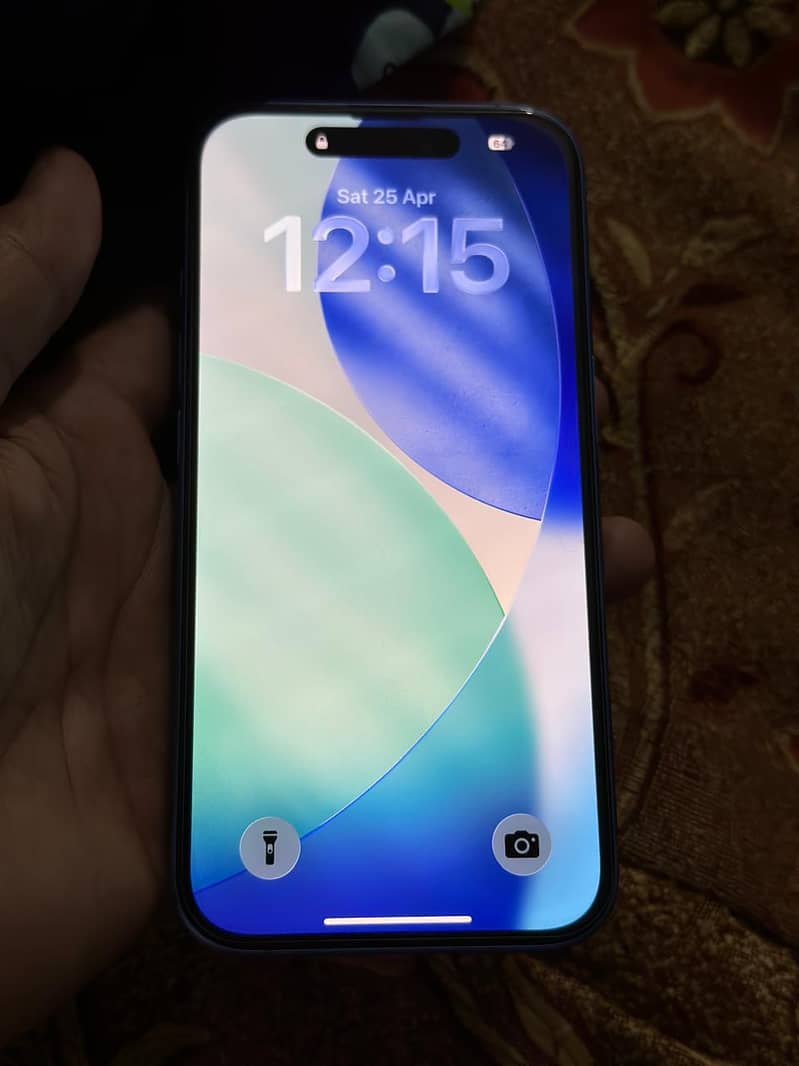 Apple iPhone 16 1