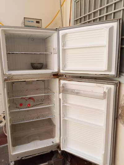 Dawlance refrigerator