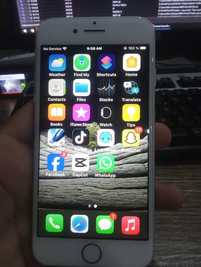 Apple iPhone 7 32gb Sara geniune phone ha har cheez work ha