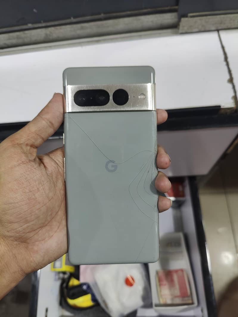 Google Pixel 7 Pro 0