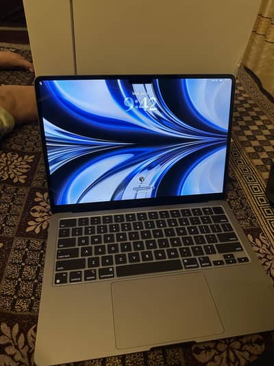 Apple Macbook Air M2 ( Full Box)