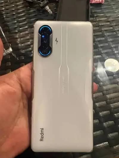 Redmi K40 Gaming 12/256 urgent sale