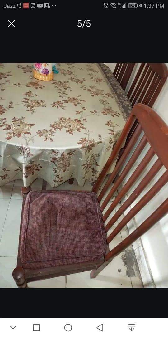 Dining table 4