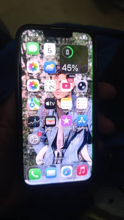 Apple iPhone 13