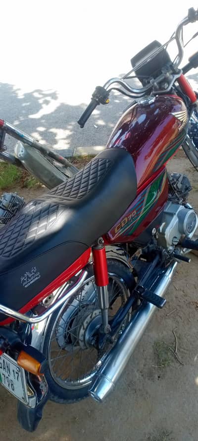 Honda CD 70 2017 Model