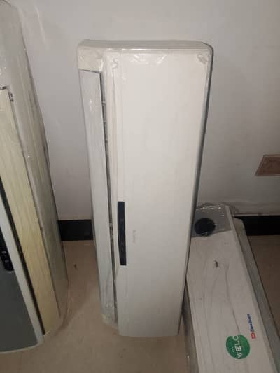 we sale split ac/Inverter/Non inverter/Dawalance/Tcl/Dc inverter