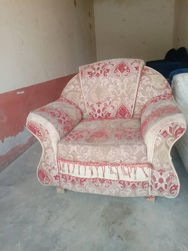 complete sofa set used 0