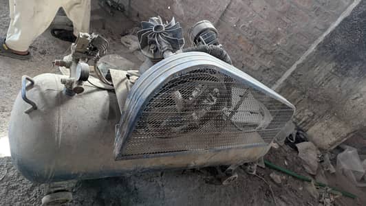 Air compressor