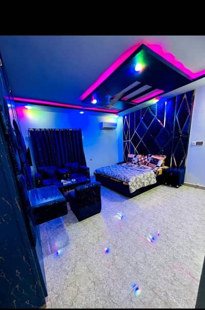 ROOMS AVAILBLE FOR COUPLES & FAMILES
