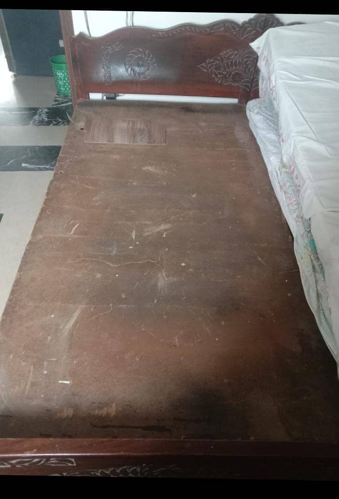 2 single beds 0