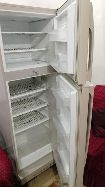 pel refrigerator medium size