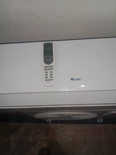 Gree 1 Ton DC inverter Heat and cool