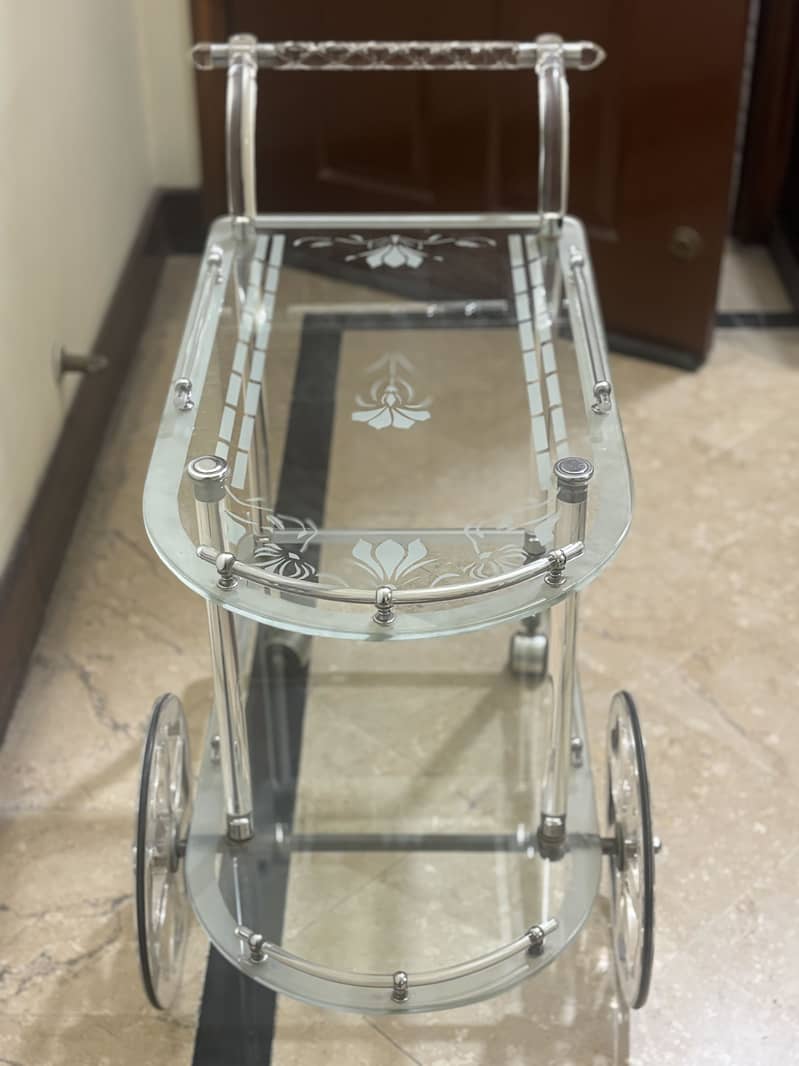 Glass Tea Trolly 1